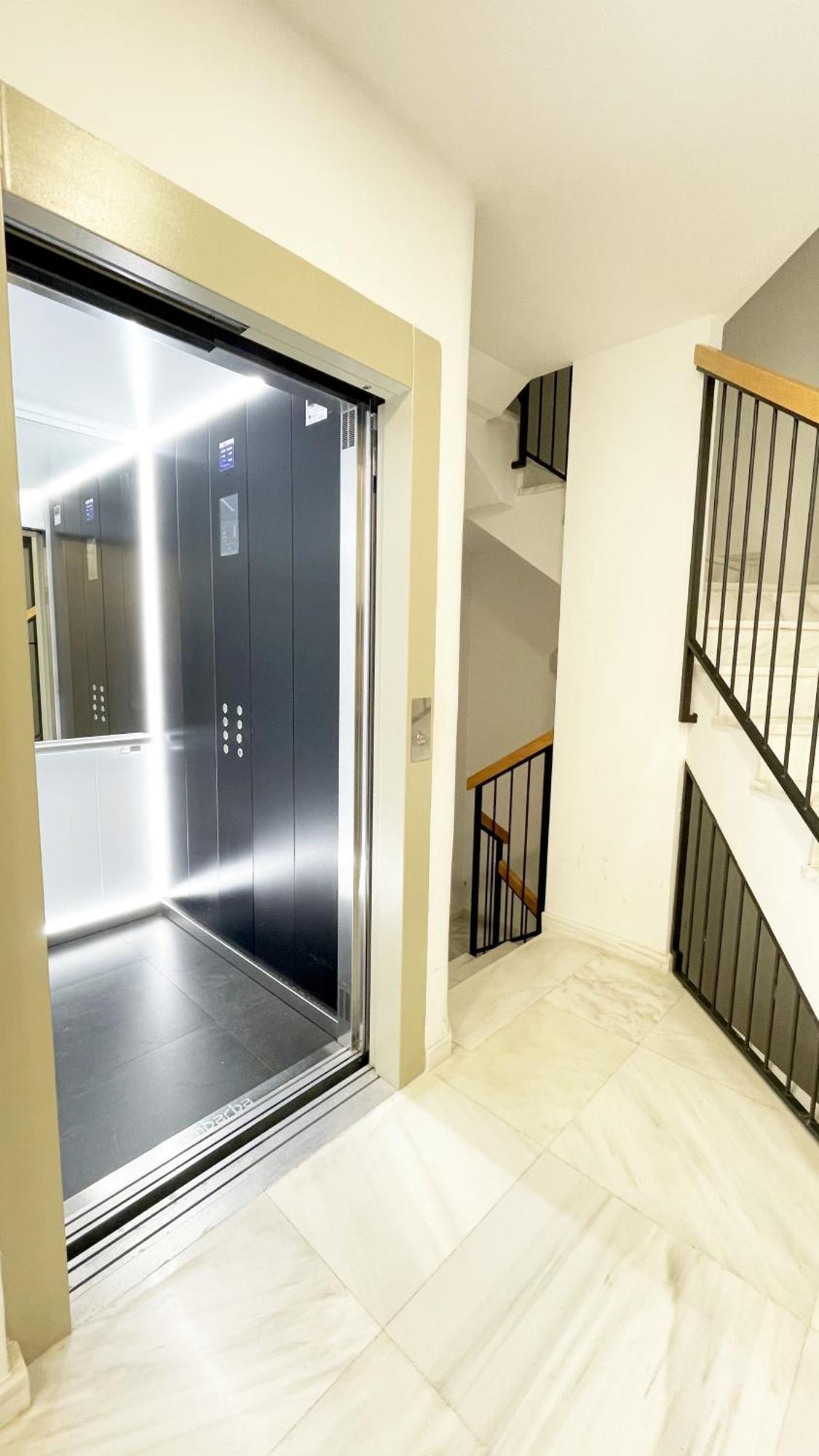 El Beso Del Mar Apartment Malaga